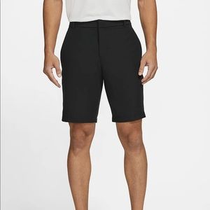 **Like New** NikeGolf Modern Fit Black Shorts
